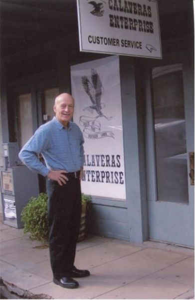 Ralph Alldredge outside the newspaper office in San Andreas, California.